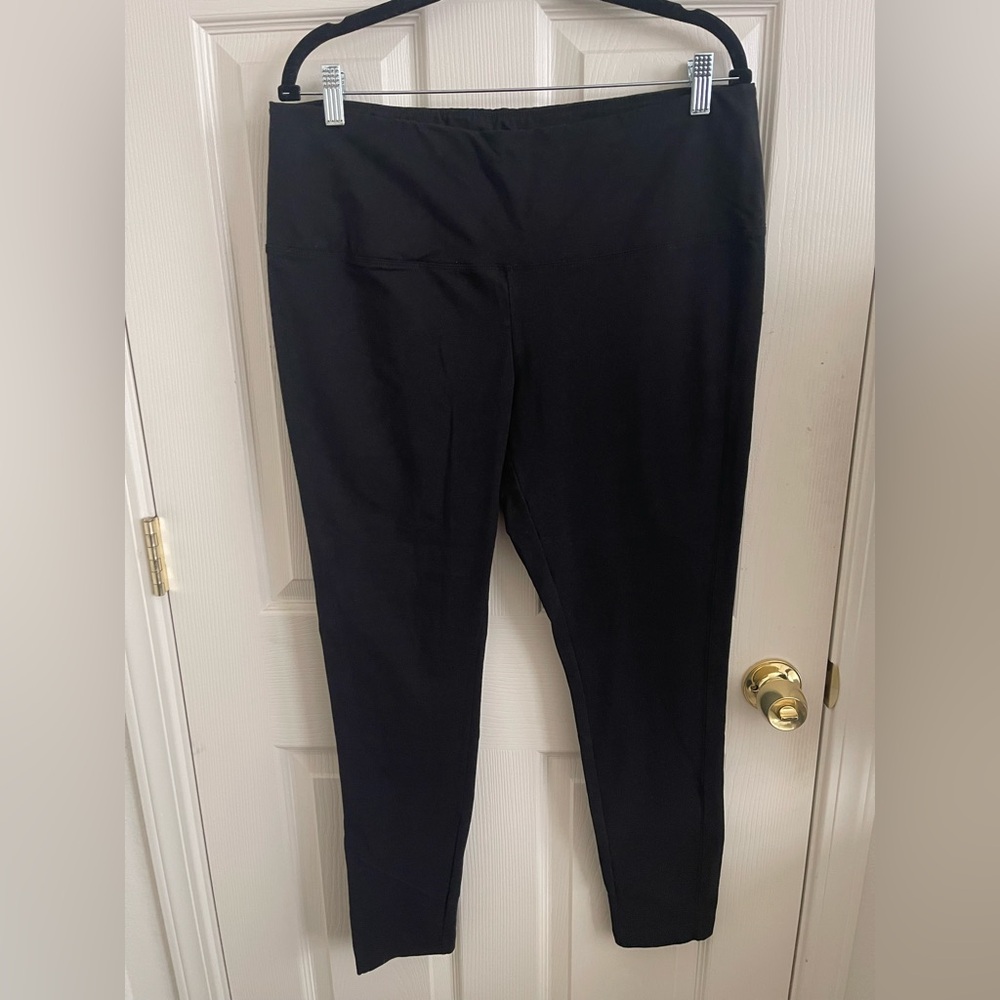 Weekends by Chico's Black Ankle Length Lounge Leggings - Size 2
